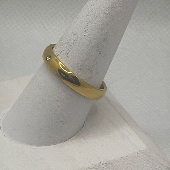 NWOT Size 9 1/2 Stainless steel band with solitaire zircon stone - Picture 2 of 4